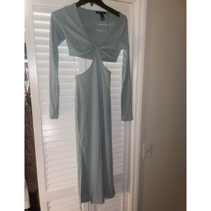 Forever 21 Long Sleeve MIDI Dress with Cropped Sides